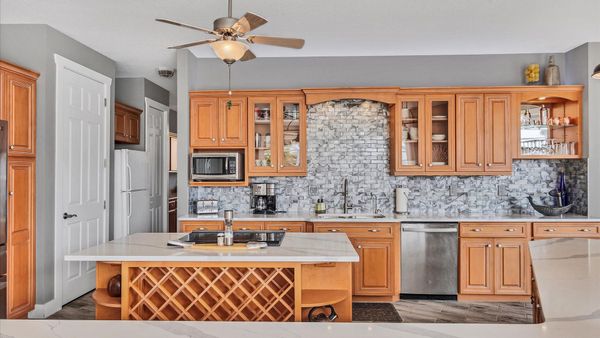 Incredible gourmet kitchen
