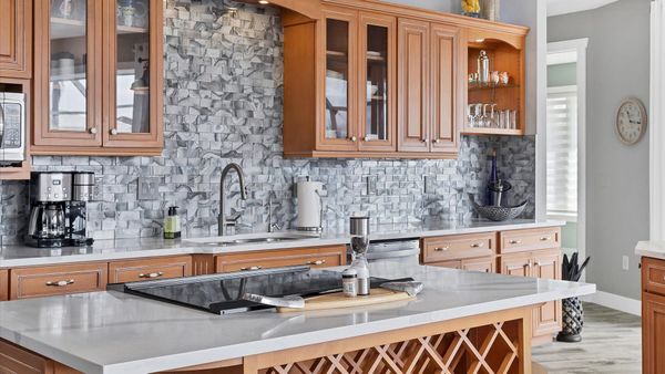 Incredible gourmet kitchen