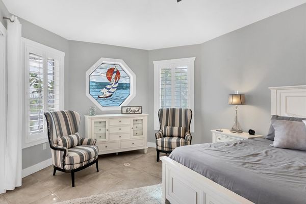 Sitting area in master bedroom