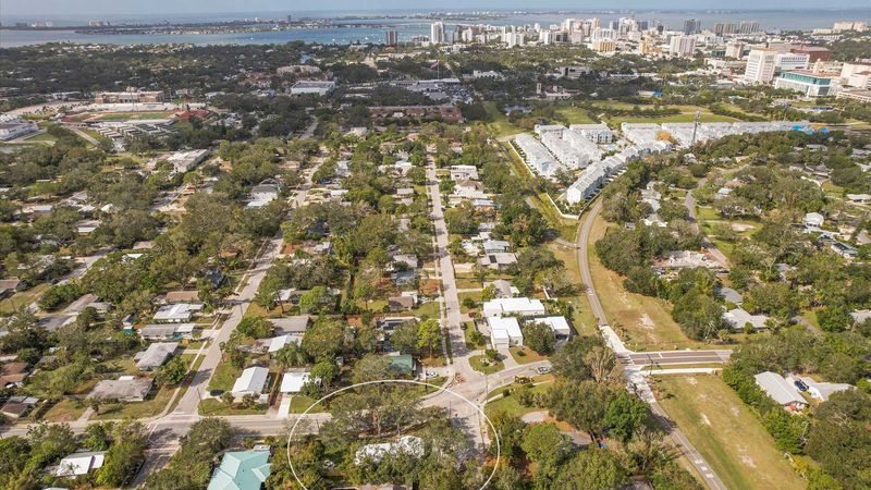 Aerial view. Minutes to downtown Sarasota and gulf beaches