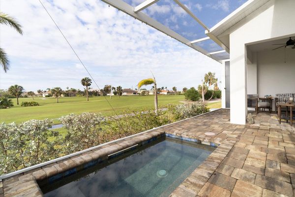 Plunge Pool/Spa on lanai overlooks the Saint Andrews South Golf Course
