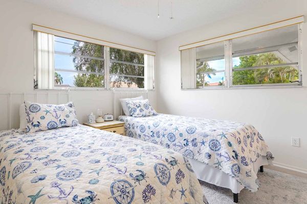 Two twin guest bedroom