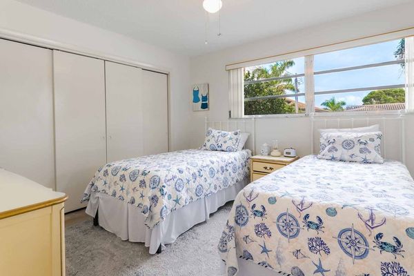 Two twin guest bedroom