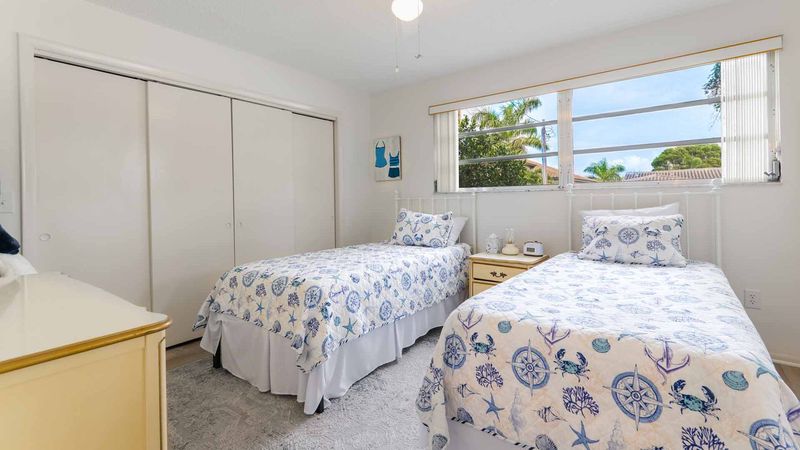 Two twin guest bedroom