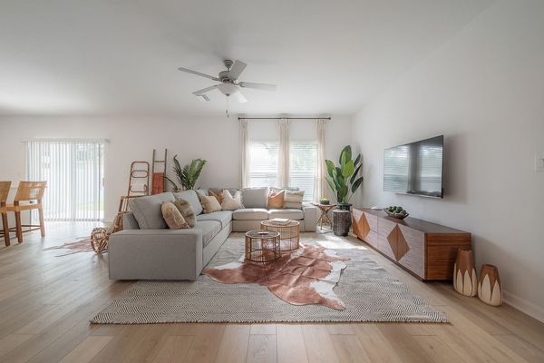 1 mile from Downtown Ybor!