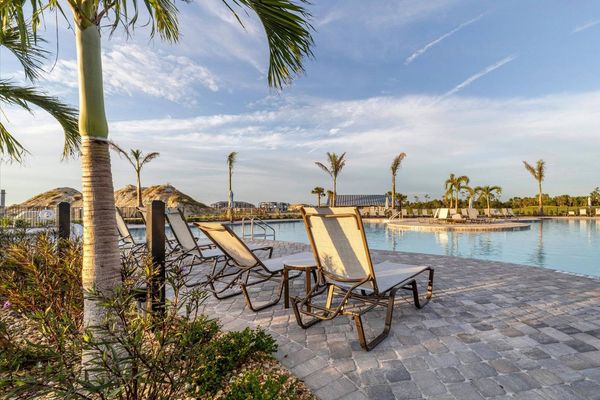 Heritage Landing clubhouse pool