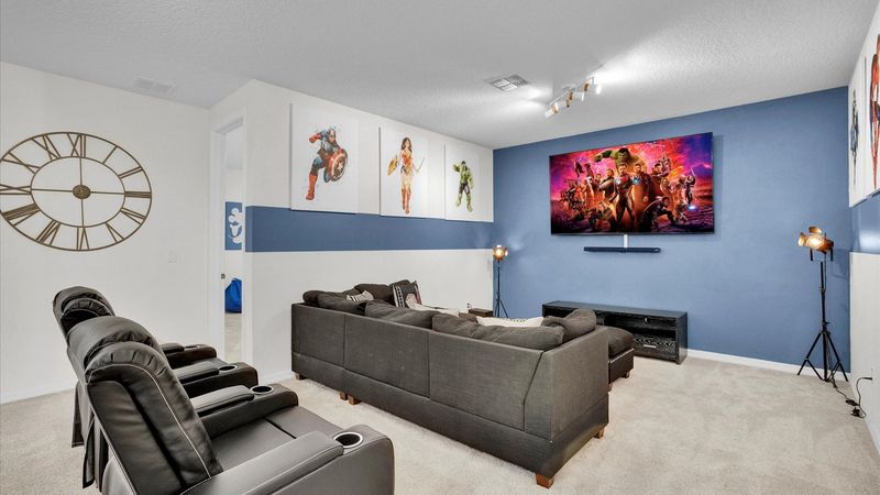 Loft (Angle)
85" Smart TV
Sound Bar
