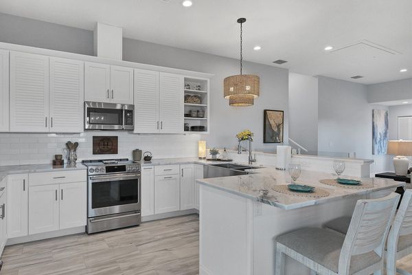 Spacious kitchen with plenty of room to prepare any meal!