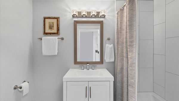 Bottom level full bathroom