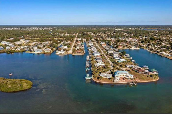 Aerial View from Lemon Bay to the canal and Englewood beyond (Boat lift not available)