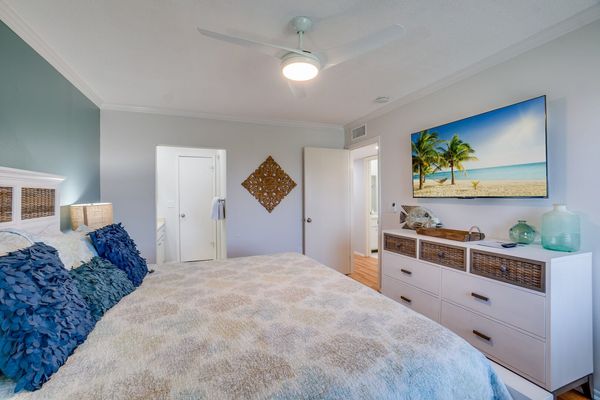 Primary Bedroom - King Bed