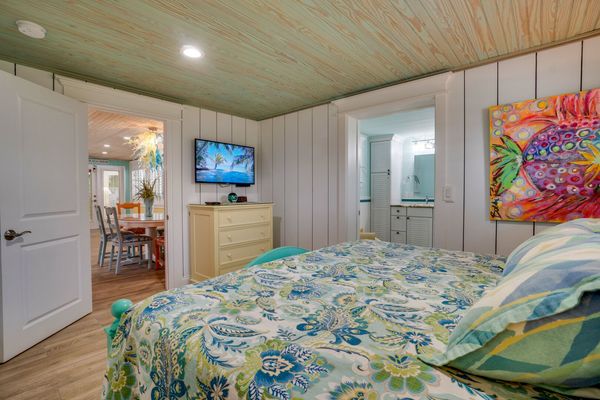 Primary Bedroom 2 - King Bed