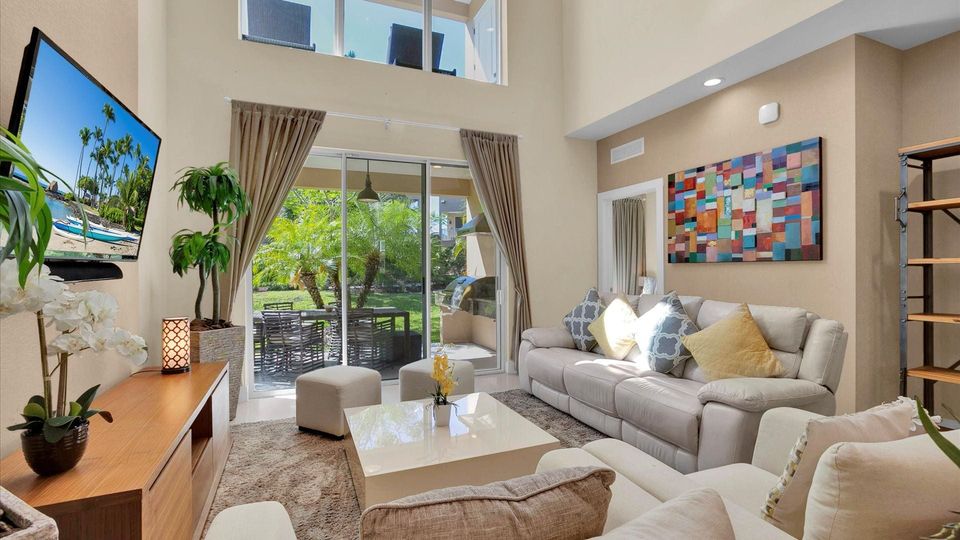 Living Room (Angle)