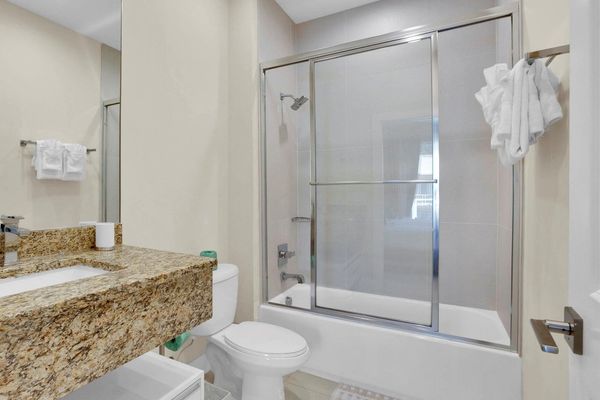 Two Twins Suite Bathroom 3 Upstairs
Tub/Shower Combo