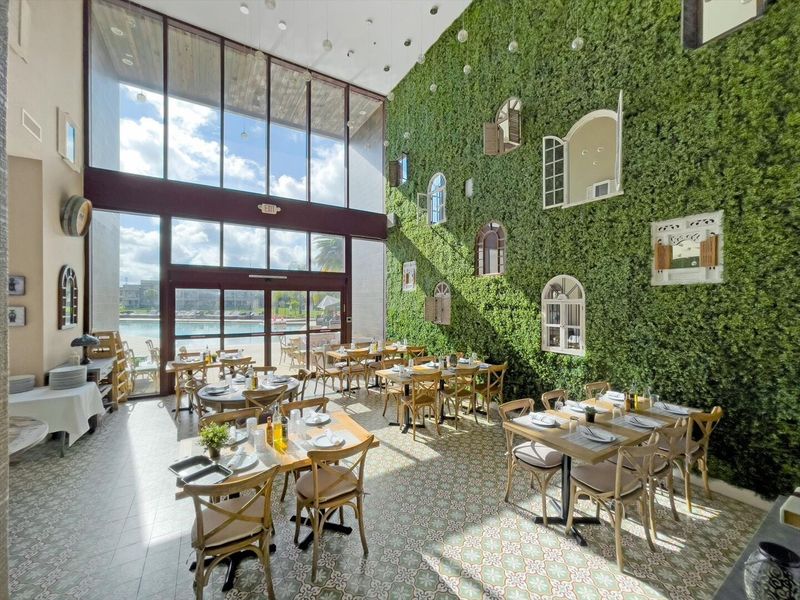 Resort Dining