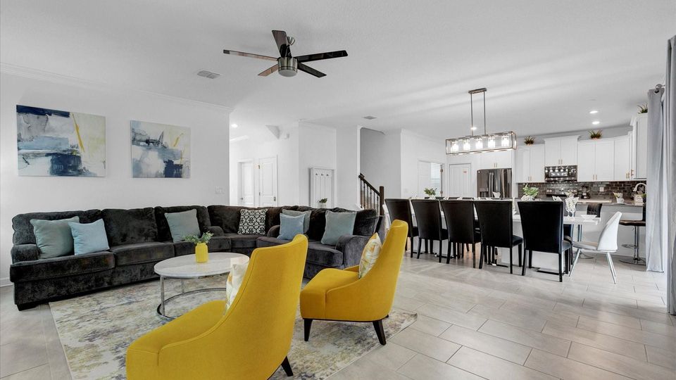 Living Room (Angle)