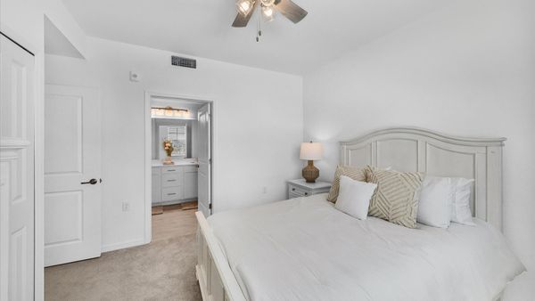 Second bedroom with guest bathroom access