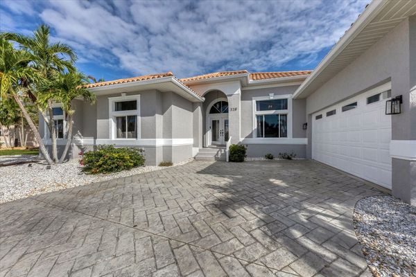 Beautiful Punta Gorda Isles home