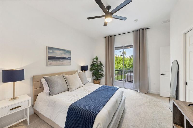 Queen Bedroom