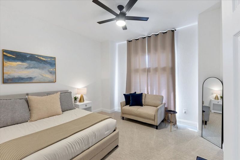 Queen bedroom