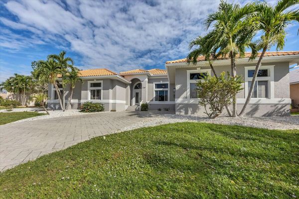 Beautiful Punta Gorda Isles home