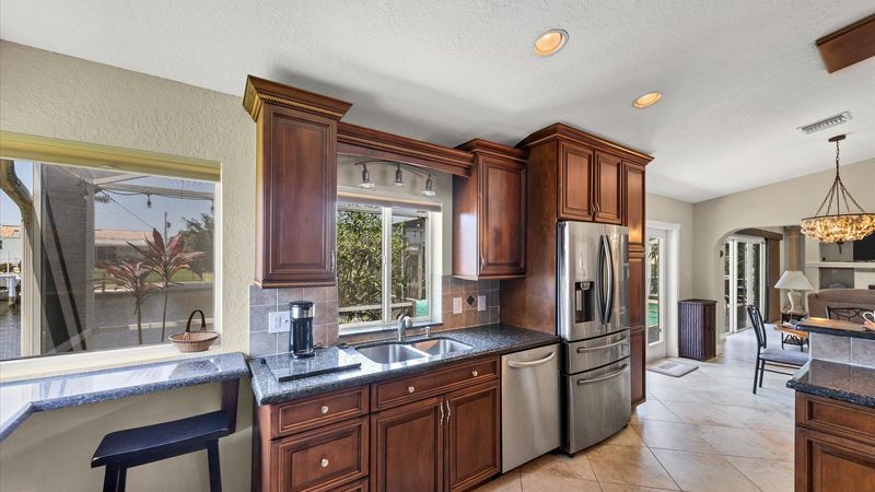 Sunny and open kitchen