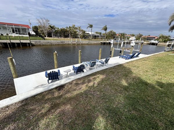 (Boat lift not available)