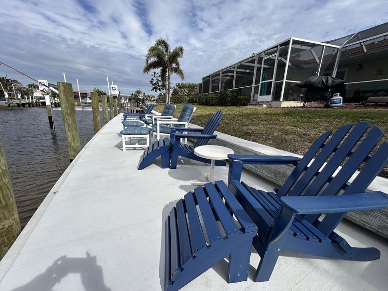 (Boat lift not available)