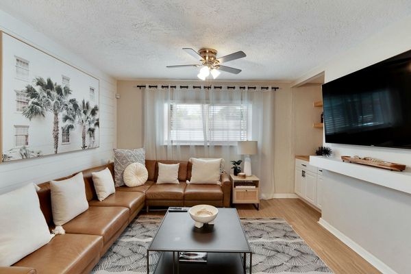 Newly Updated South Tampa Pool Home!