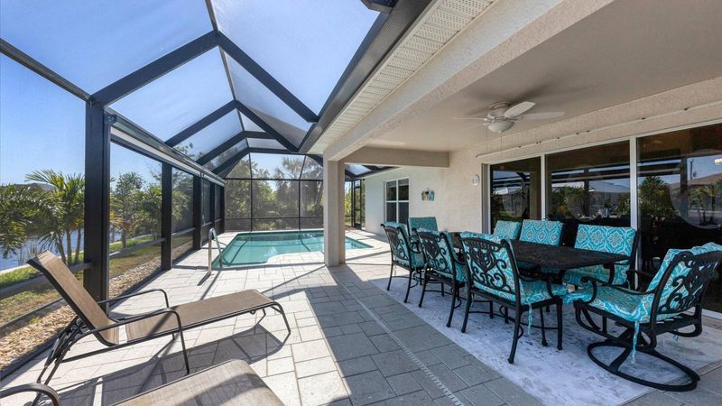 Spacious pool deck