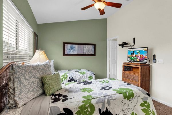 Two Twins Suite Bedroom 2 (Angle)
50"Roku TV (TV has been updated)