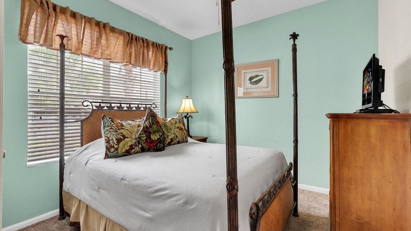 Queen Bedroom 3 Downstairs
Shared Bathroom