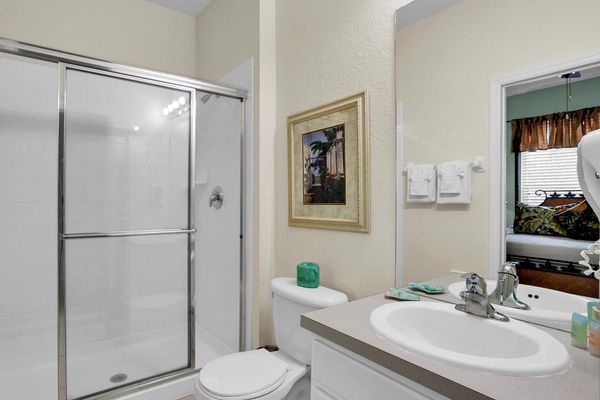 Shared Bathroom 3 Downstairs
Shower