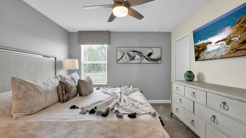 King Bedroom  (Angle)
50" Smart TV