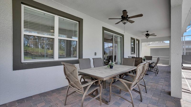 Patio Dining (Angle)