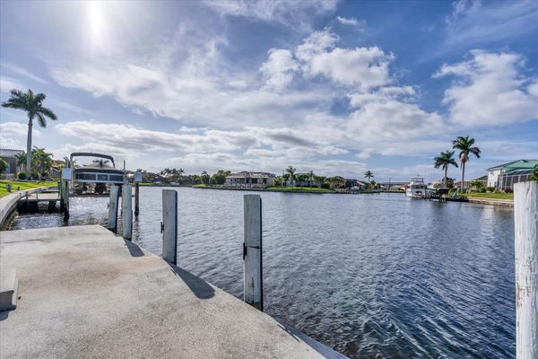 Boat dock (Boat lift not available)