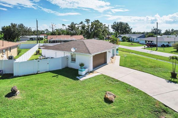 Private pool home in quiet Port Charlotte neighborhood