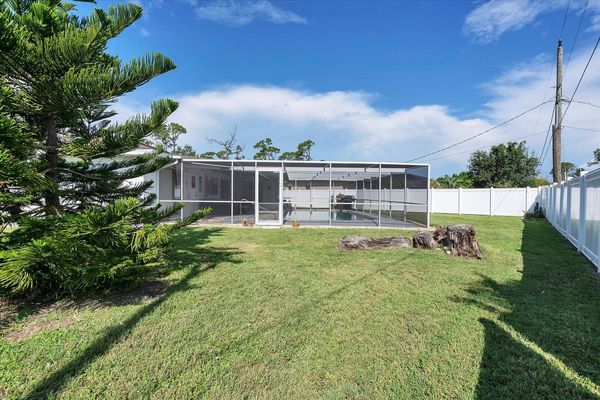 Private pool home in quiet Port Charlotte neighborhood