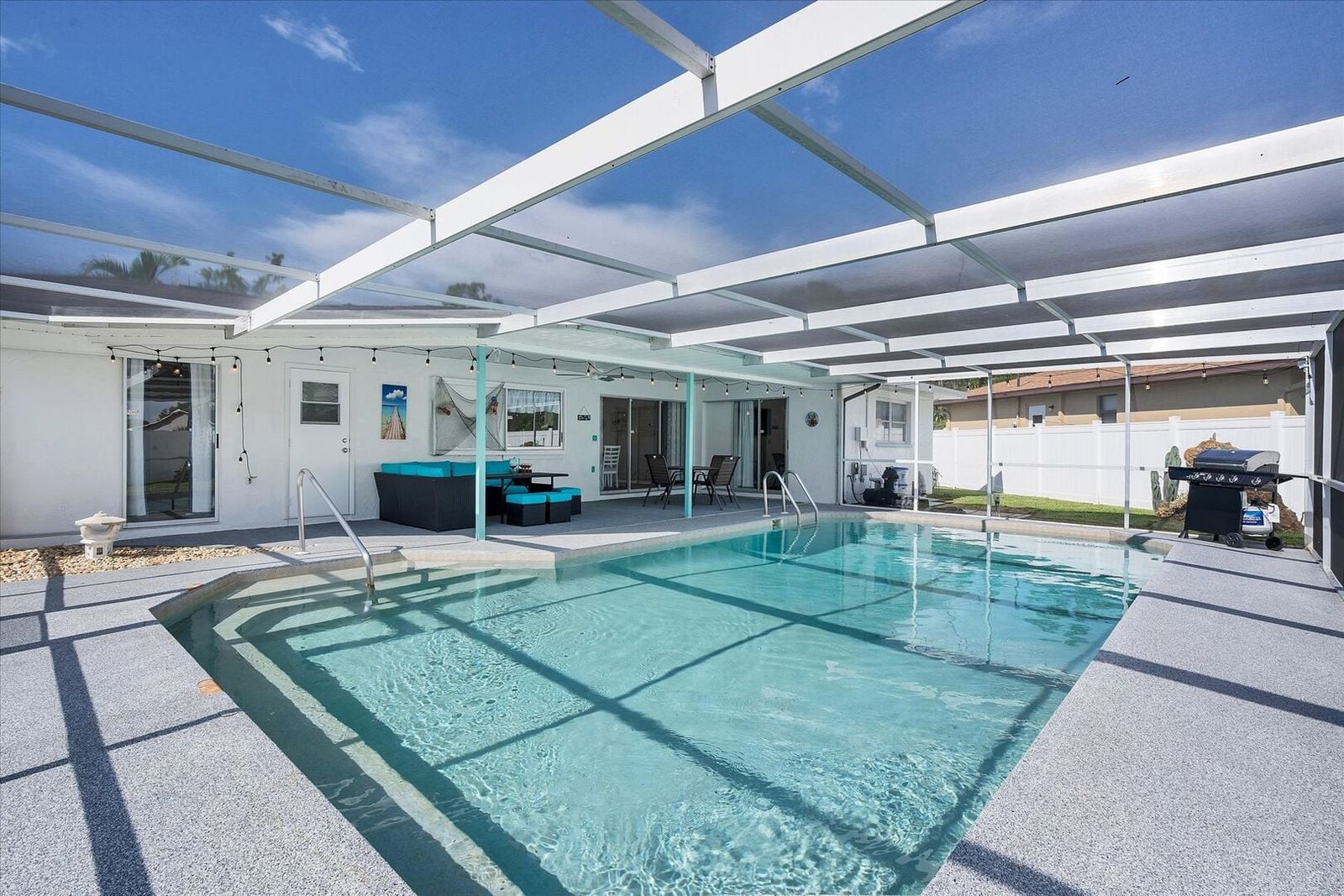 Private pool