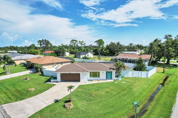 Private pool home in quiet Port Charlotte neighborhood