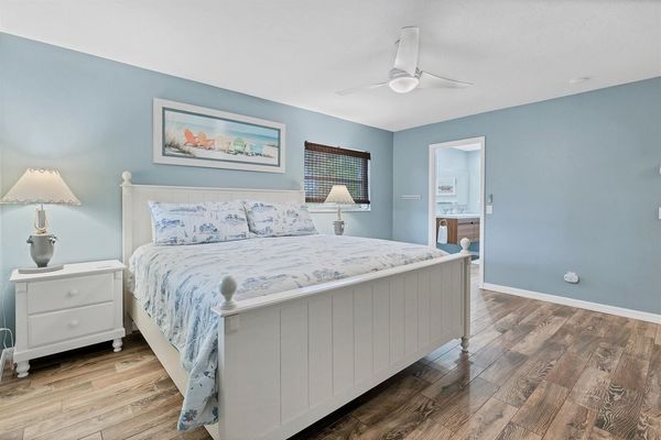 Master bedroom with King bed and ensuite bathroom
55” Roku TV