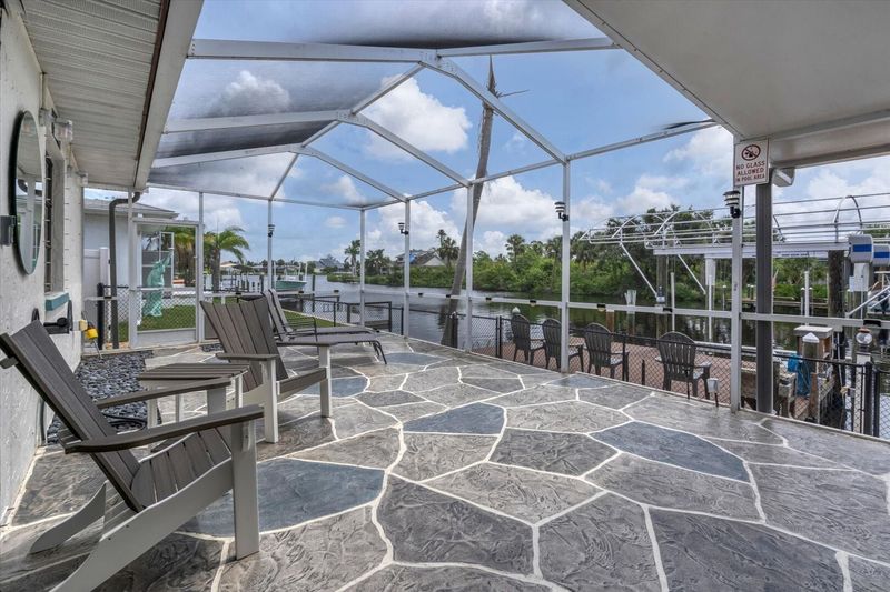 Relax overlooking the canal and pool