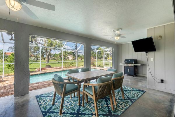 Perfect outdoor living space 42" Roku TV