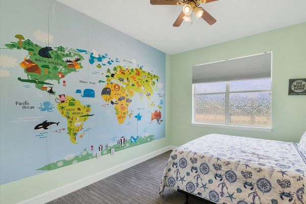 second bedroom with queen bed