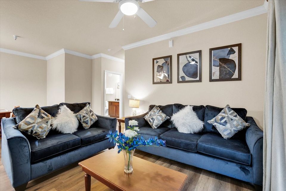 Living Room (Angle)
