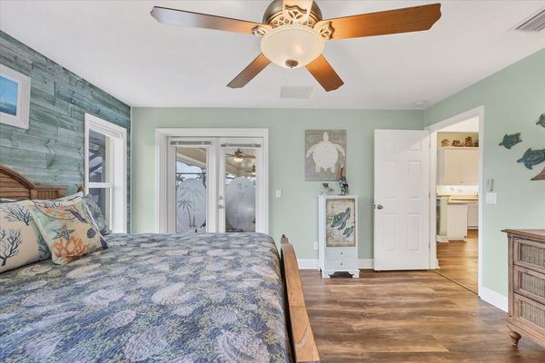 Master bedroom with lanai access