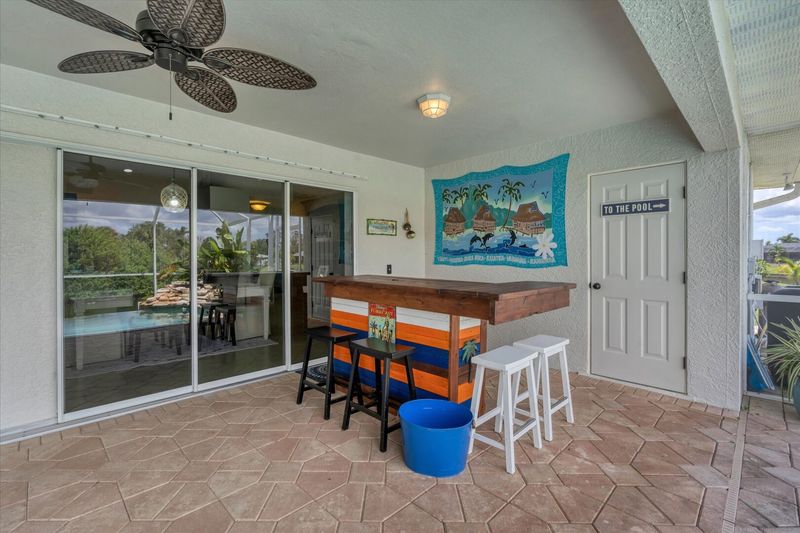 Tiki Bar