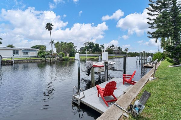 Canals of Punta Gorda Isles- easy access to Charlotte Harbor from Buckley Pass (Boat lift not available)