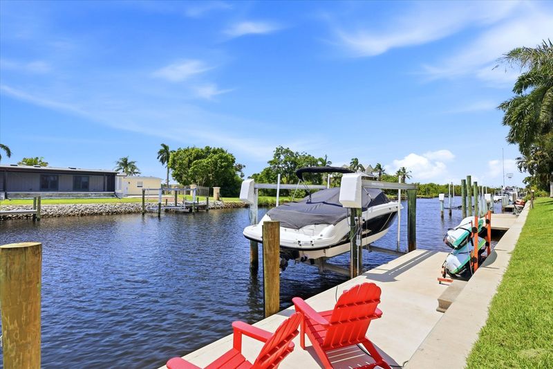 Dock & kayak launch. Complimentary kayaks for use. Dock size: 15' x 7' (Boat lift not available)