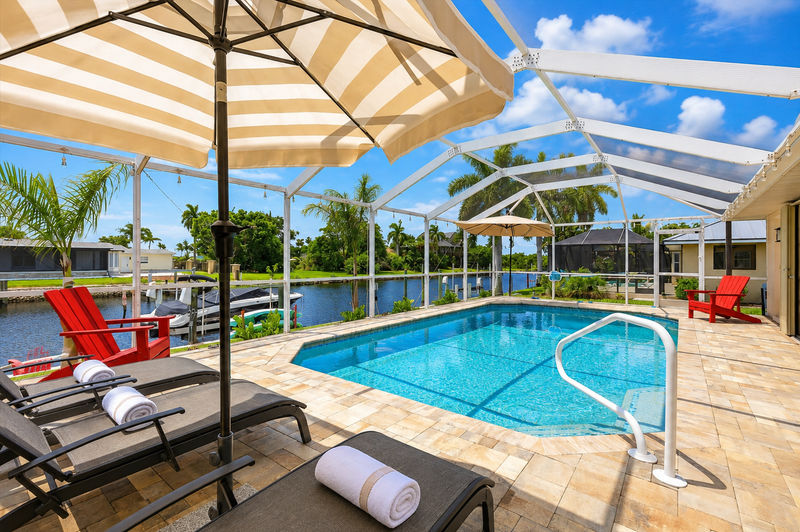 Beautiful 3 bedroom, 2 bathroom waterfront home with private pool in Punta Gorda